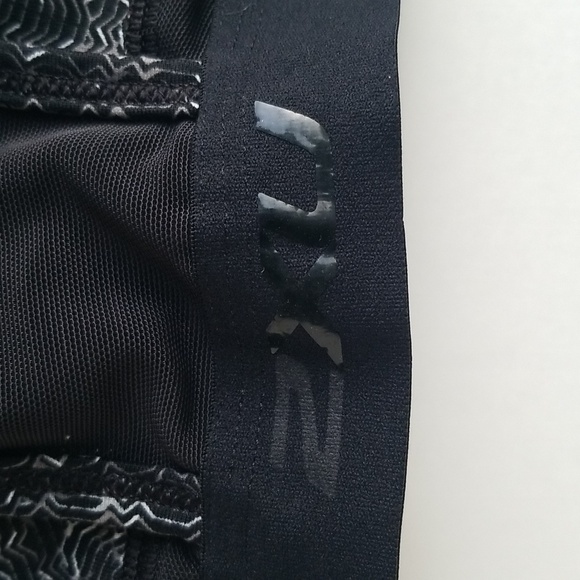 2XU Sport Bra XS - Picture 4 of 6